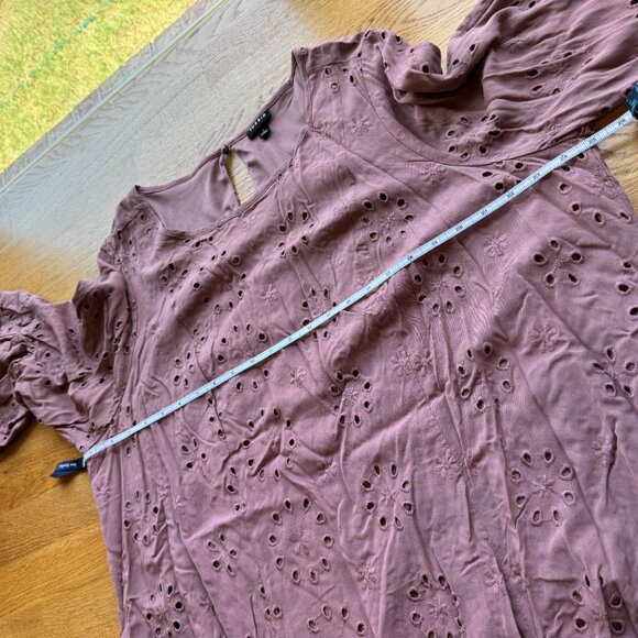 Torrid Mini Challis Eyelet Dress Rose Taupe Bell Sleeve Size 3X - Picture 10 of 11